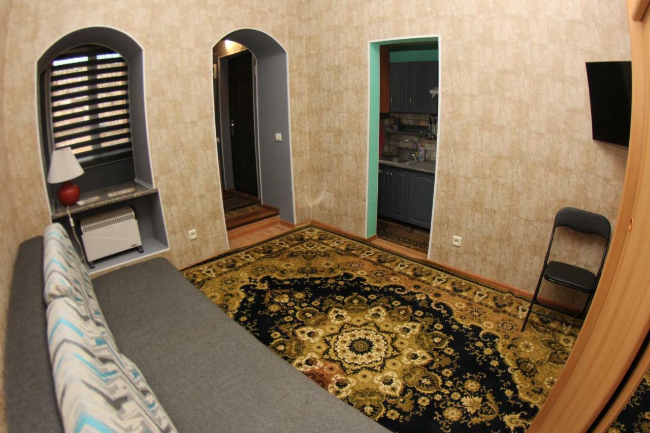 Apartment On Gimnazycheskaya Odessa Exterior foto